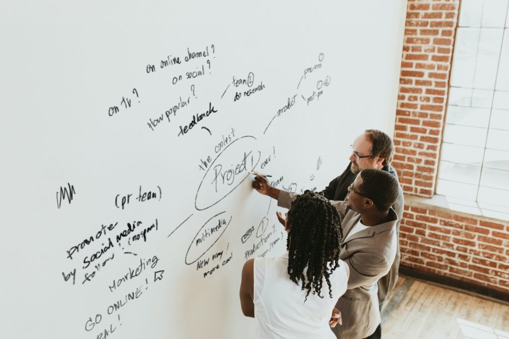 פירוק לאחור